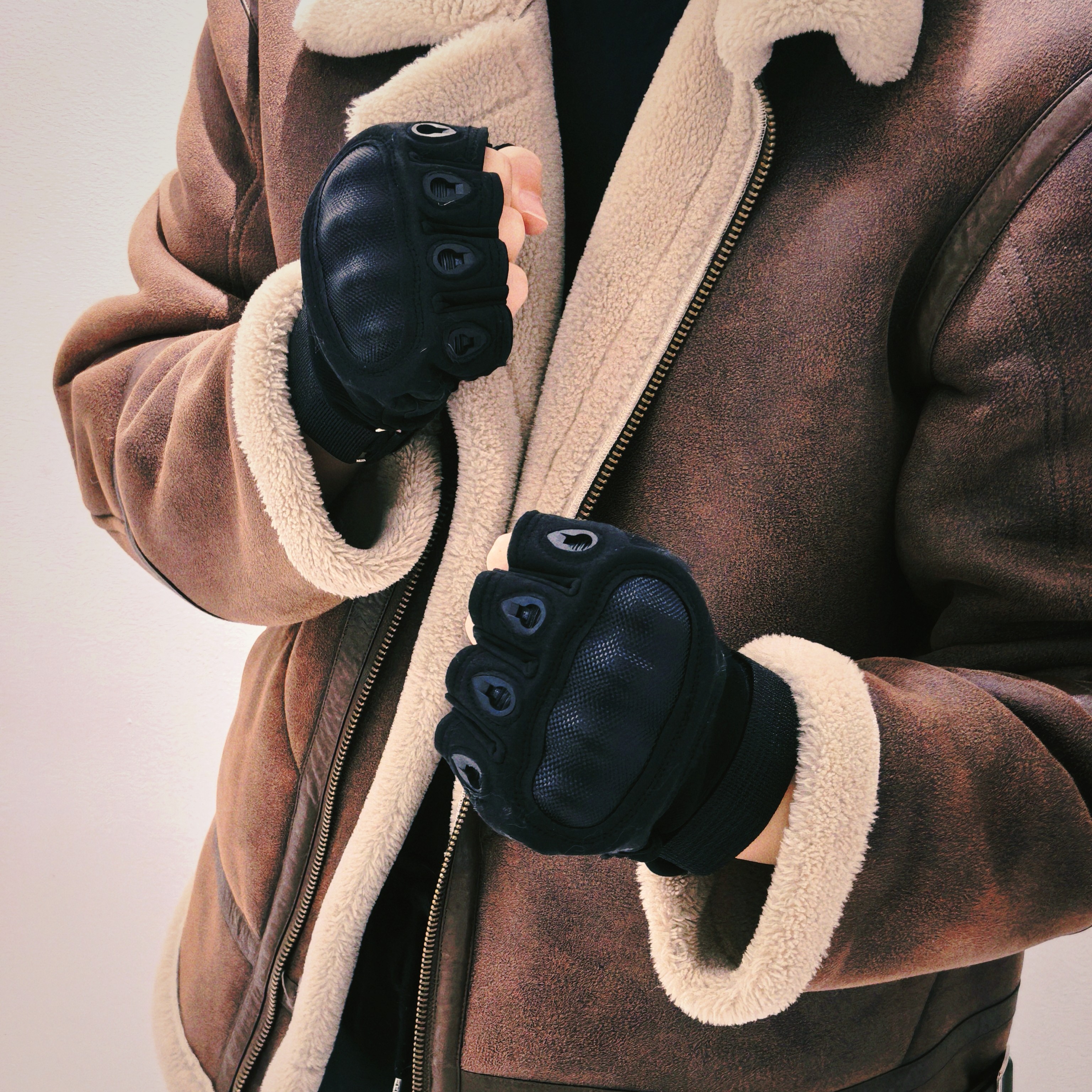 Resident Evil Leon Inspired Ta - Cut Resistant Glove 리뷰 및 가격