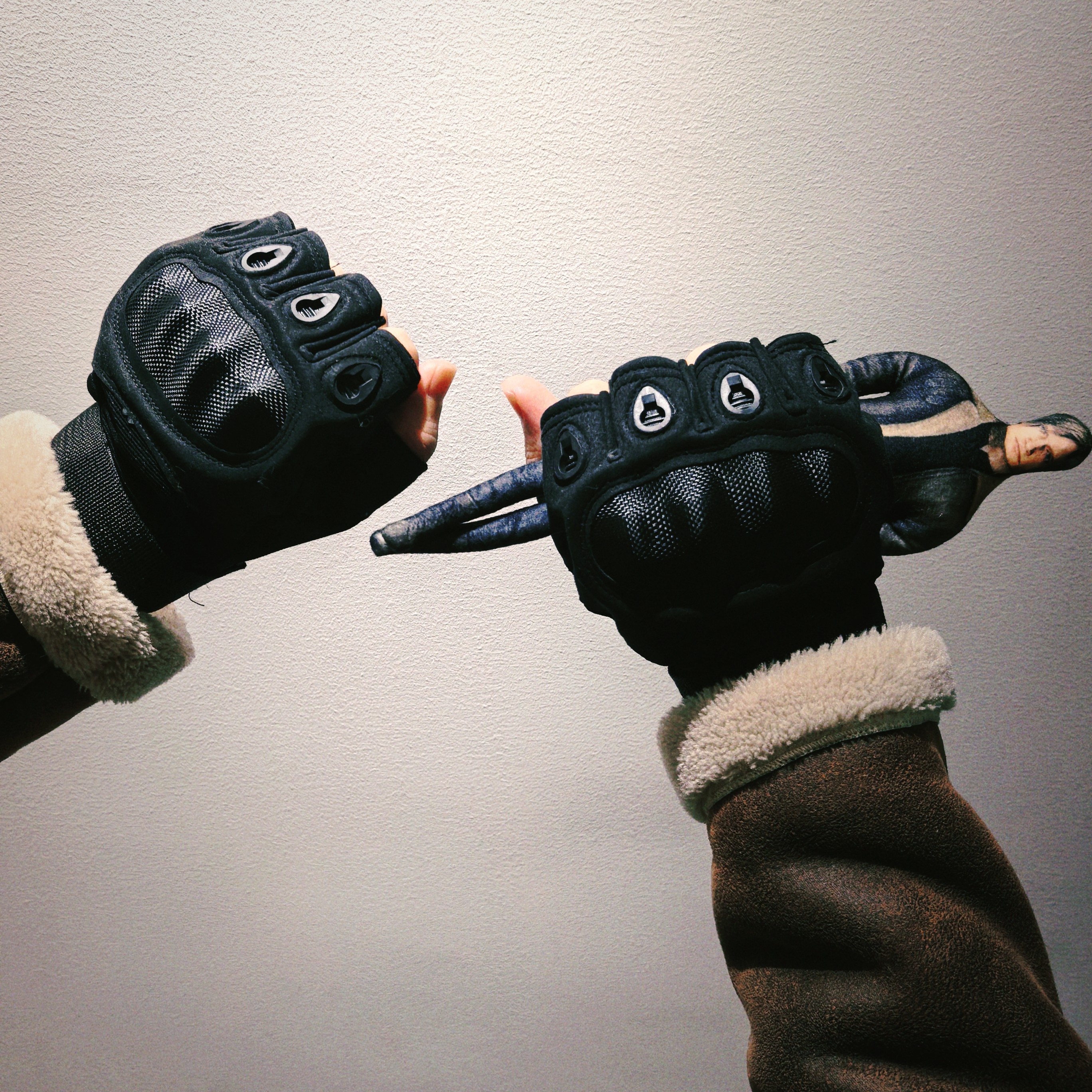 Resident Evil Leon Inspired Ta - Cut Resistant Glove 리뷰 및 가격